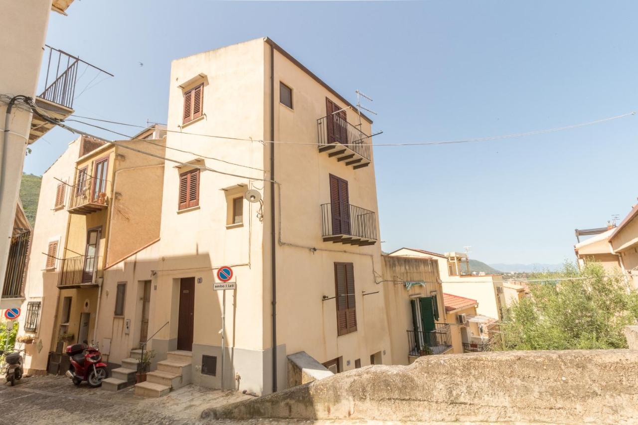 Апартаменты Domus Aurea Borgo House